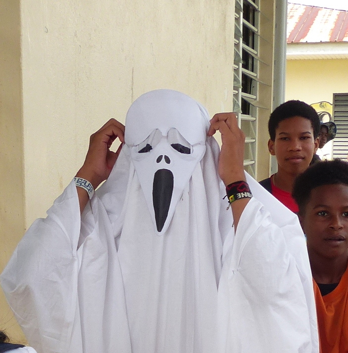 Somebody screeeeeeem !