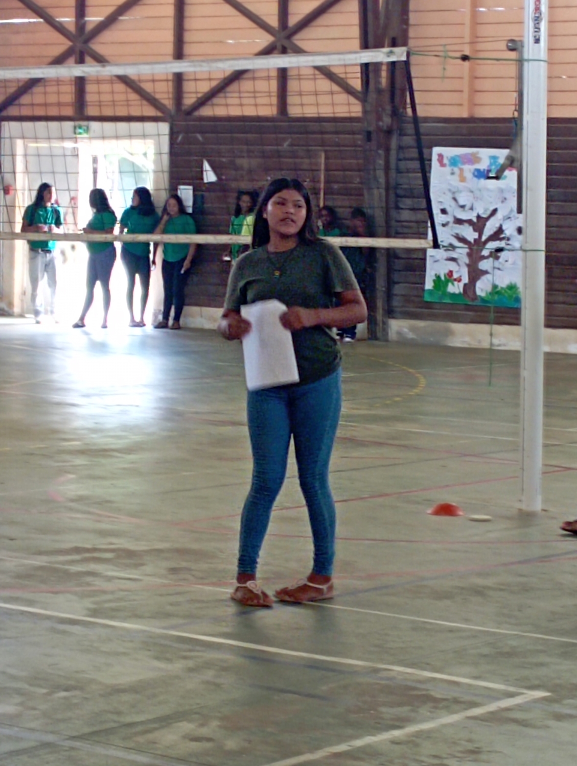 Une lectrice de la scénette